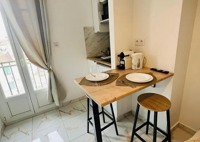 Sweethome Massena Appartement