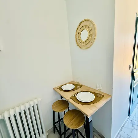 Sweethome Massena Apartmán