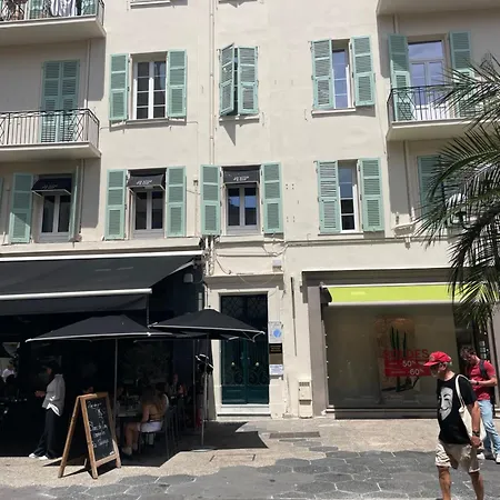 Sweethome Massena Appartement *